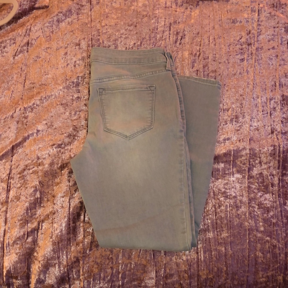 Grey Old Navy Rockstar Jean